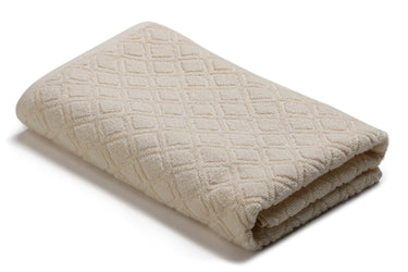 Diamond Delights - Premium Bath Towel (Cream)